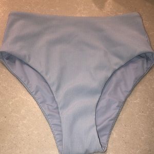 Lululemon Women’s size 8 bikini bottoms only